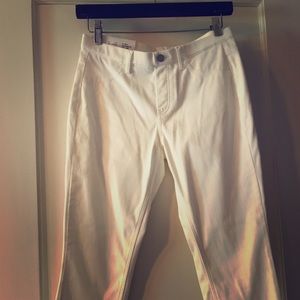 Uniqlo NWT Cropped Leggings Pant